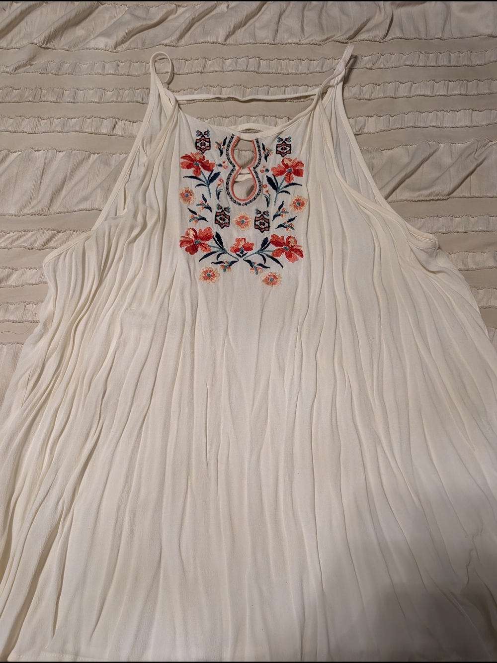 Maurices Ivory Pleated Sleeveless Blouse